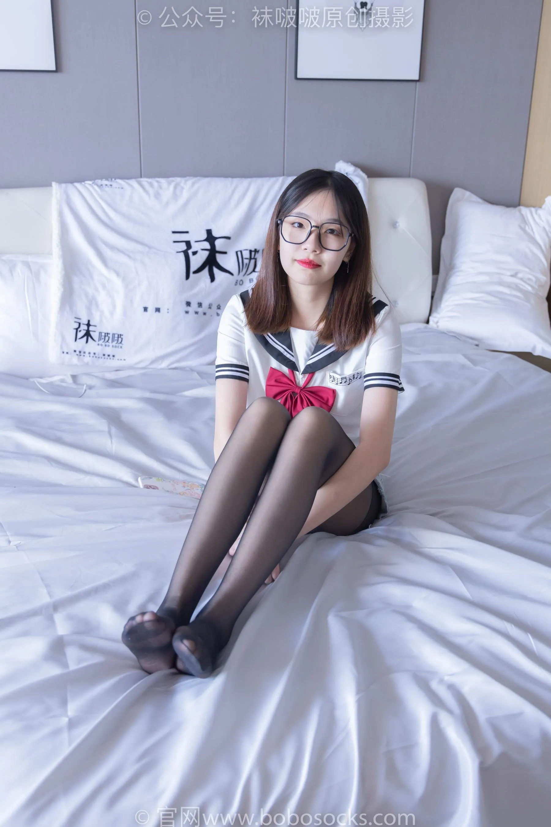 [BoBoSocks袜啵啵]NO.215 小甜豆-三双帆布鞋板鞋、厚白丝、黑丝[23] [54P]插图7